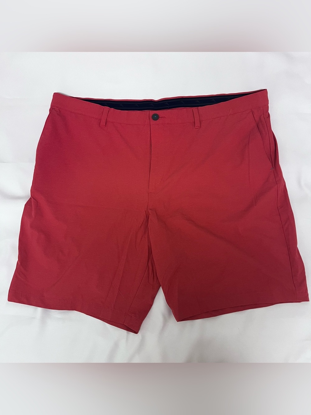 Tommy Bahama IslandZone salmon colored Shorts 46RG